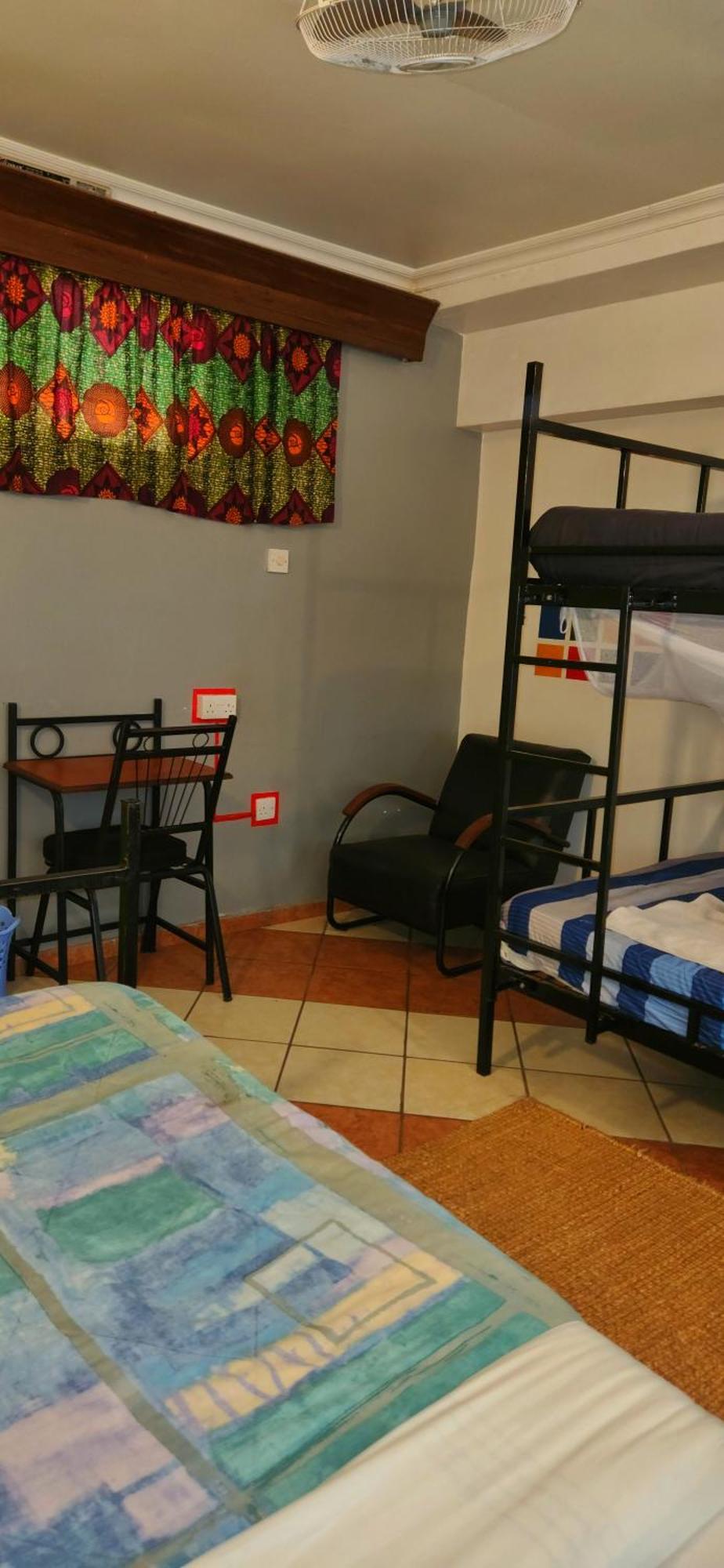 We Travel Hostel Moshi Bagian luar foto