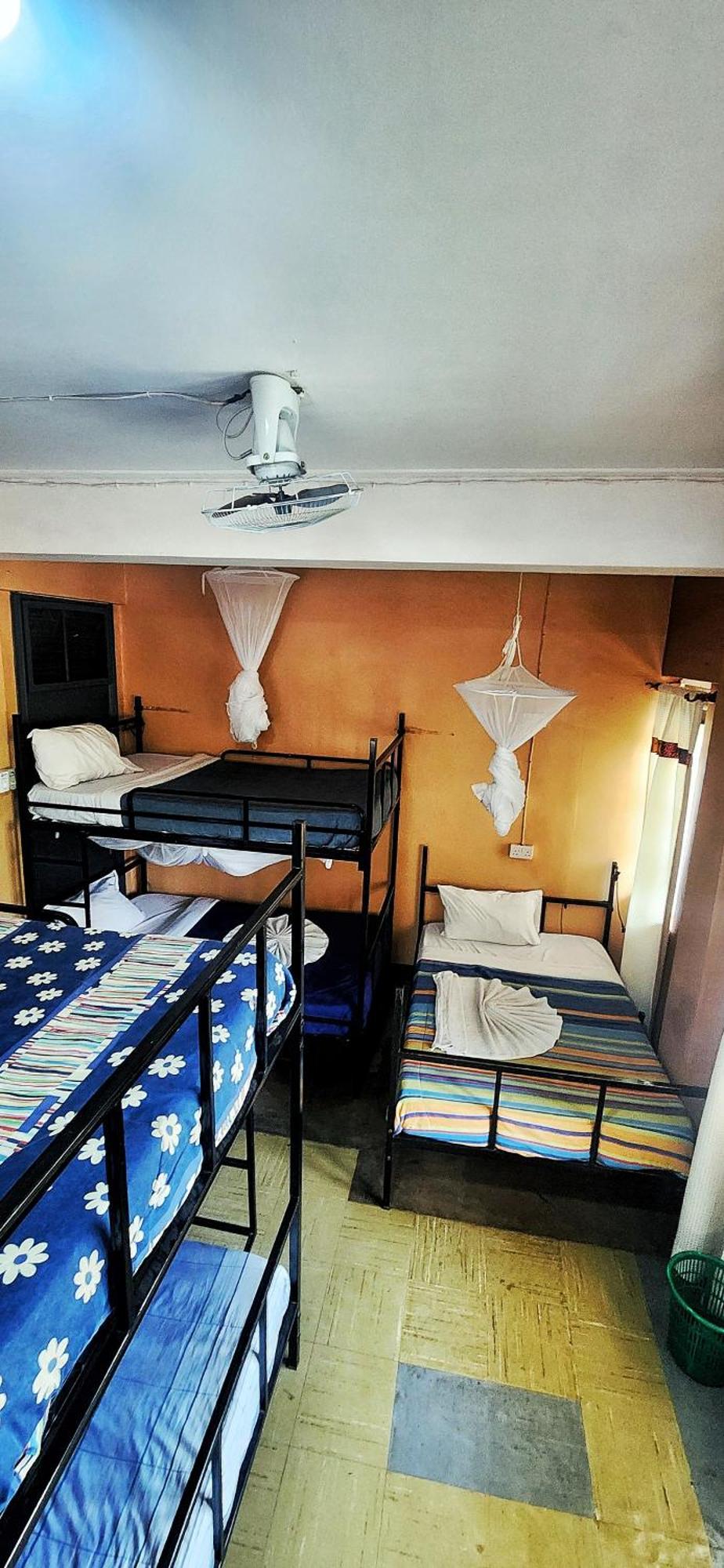 We Travel Hostel Moshi Bagian luar foto