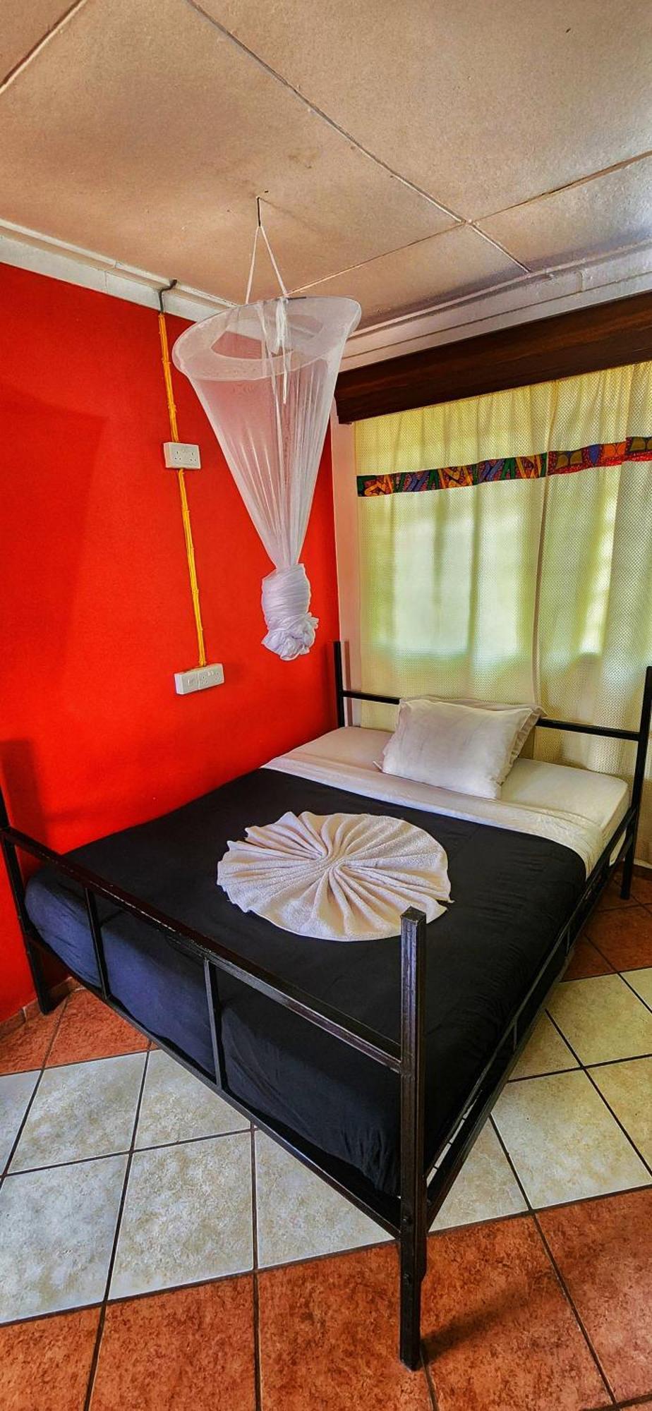 We Travel Hostel Moshi Bagian luar foto