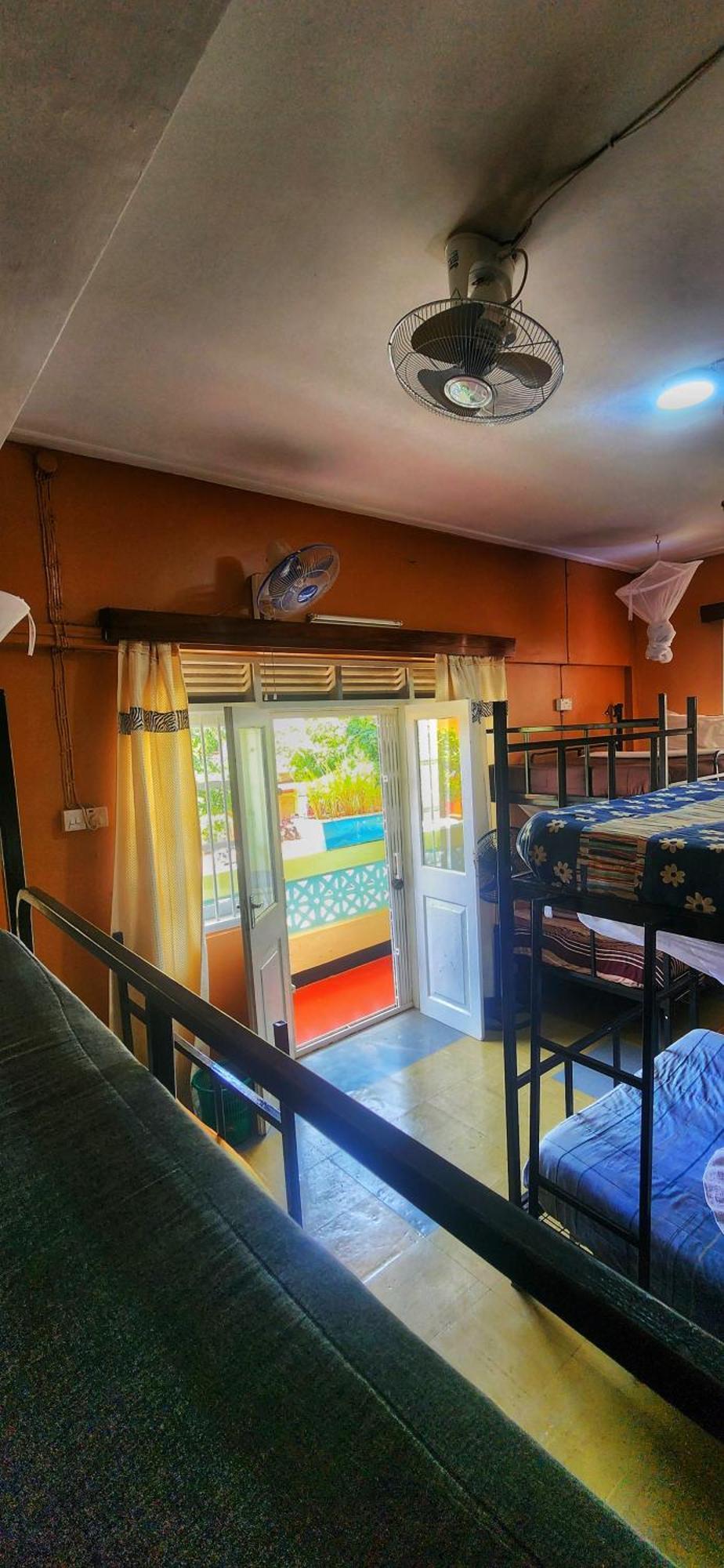 We Travel Hostel Moshi Bagian luar foto